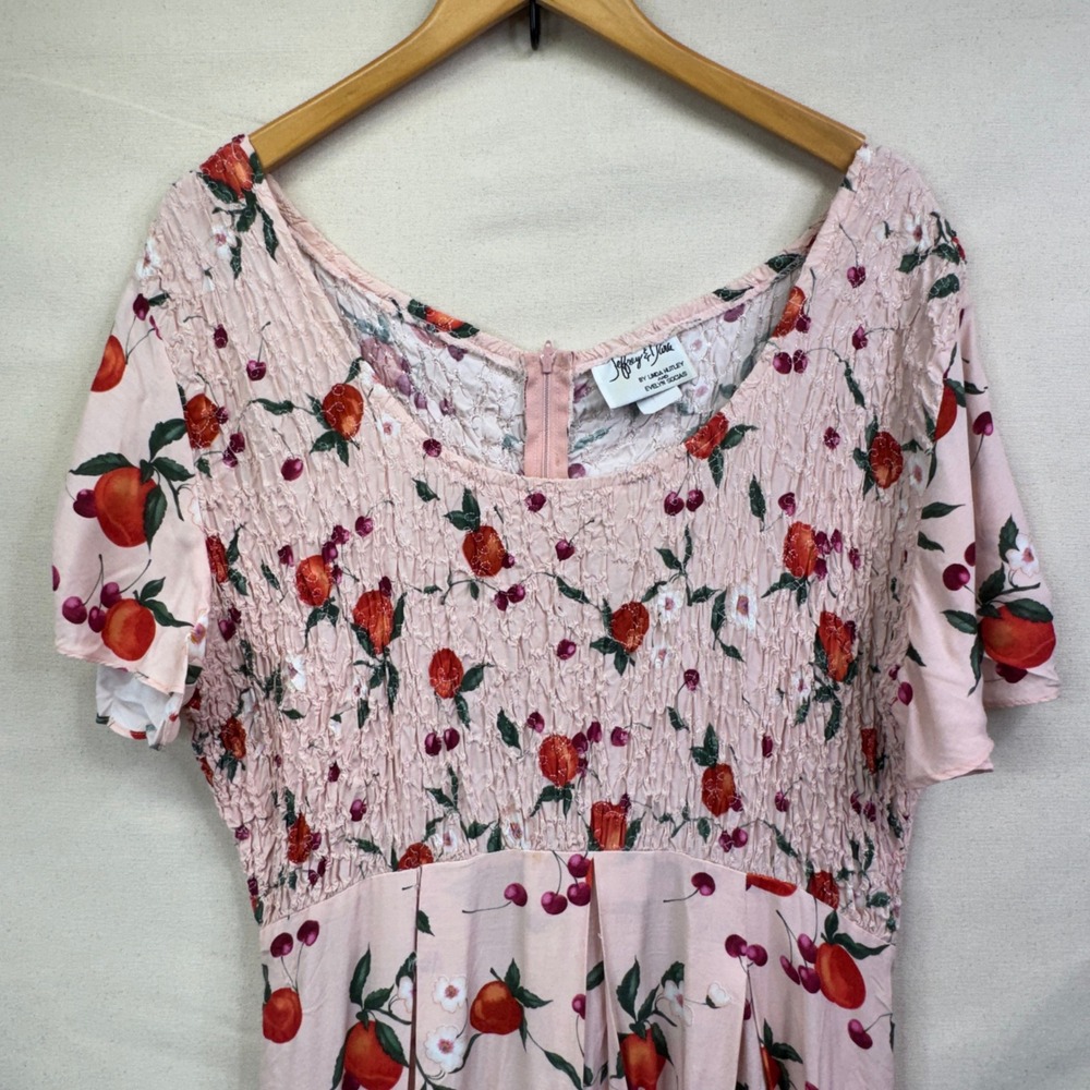 Jeffrey & Dara Vintage Cherry Print Smocked Midi Dress 8 Pink Cottagecore 90s - Picture 12 of 14